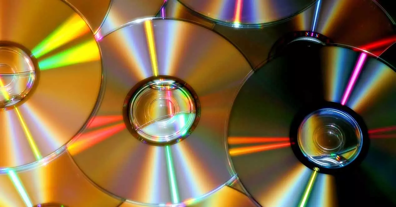 将视频 DVD、音乐 CD 或蓝光光盘翻录到 VLC 中