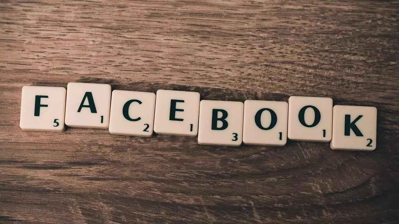 Facebook 和 Instagram 取消了它们唯一的好功能，并复制了 Twitter 的最差功能